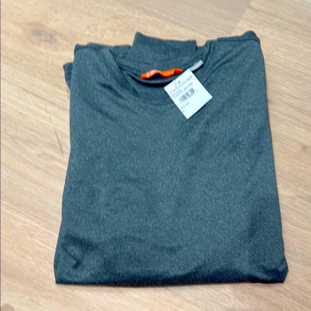 NWT CBUK Gray Long Sleeve Shirt